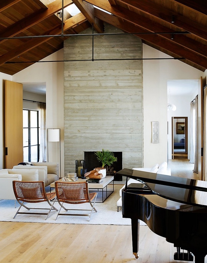 Portola Valley Courtyard House by Butler Arsmden Architects