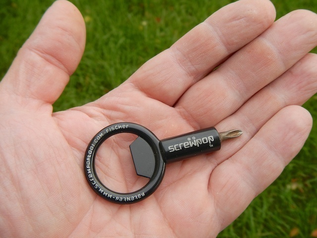 Screwpop Magnetic Screwdriver & Bottle Opener #tech #flow #gadget #gift #ideas #cool