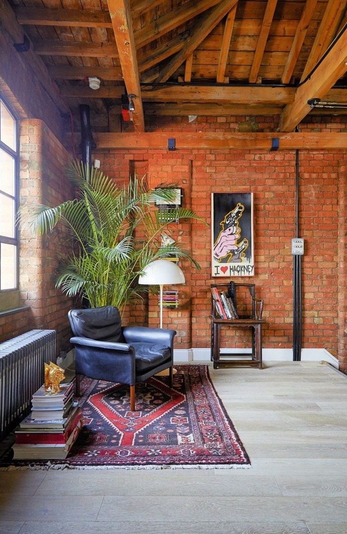 Tower Bridge London Apartment in a Converted Victorian Leather Warehouse 23