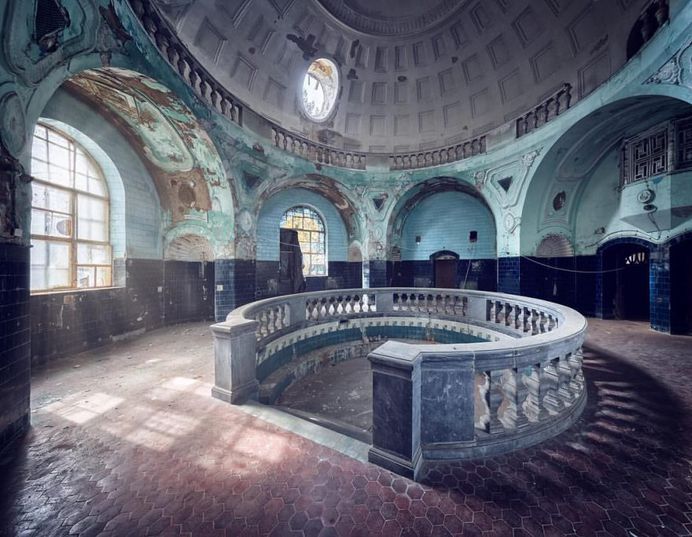 Abandoned Europe: Urbex Photography by Mathias Mahling