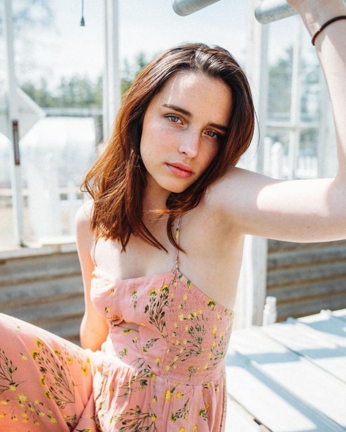 Gorgeous Lifestyle Portrait Photography by Emily Khan