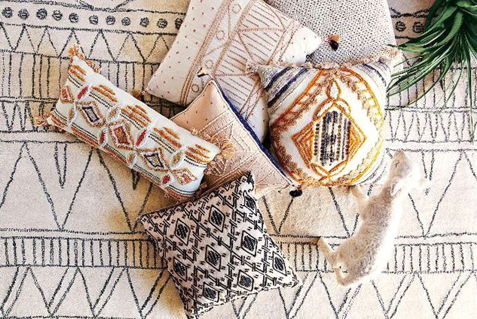 tufted moroccan rug boho decor 1