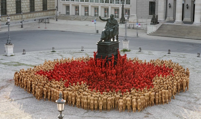 Mass Photography by Spencer Tunick
