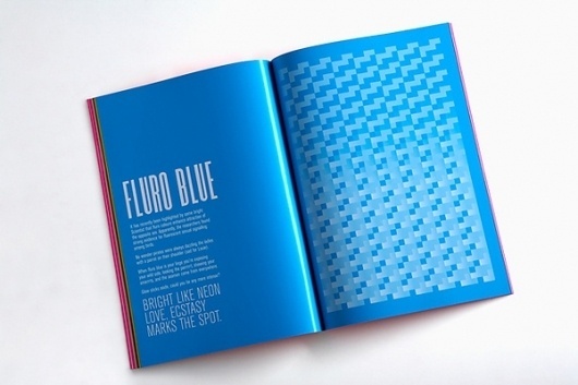 91e87db526110270ed4e9f7458a1826a.jpeg 600 × 400 Pixel #pattern #color #saturation #glossy #blue #brochure