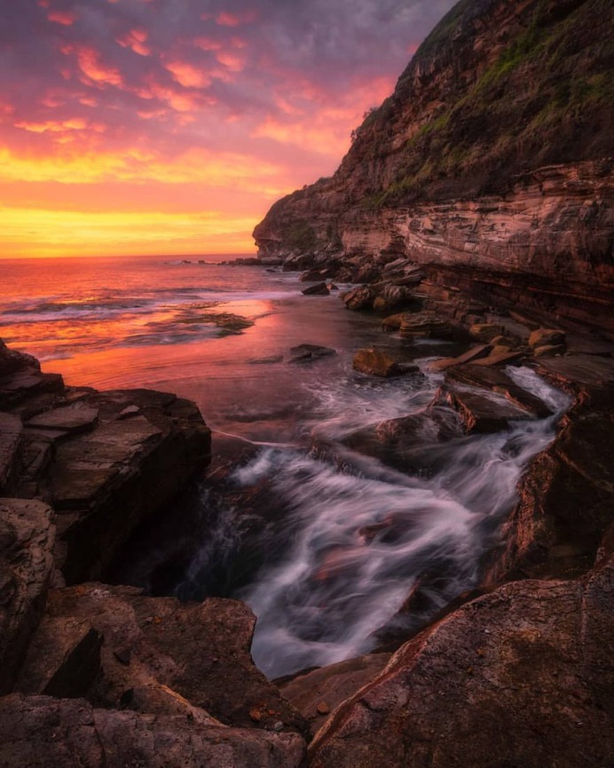 Striking Urban and Natural Landscapes of Australia by Heesoo Chung