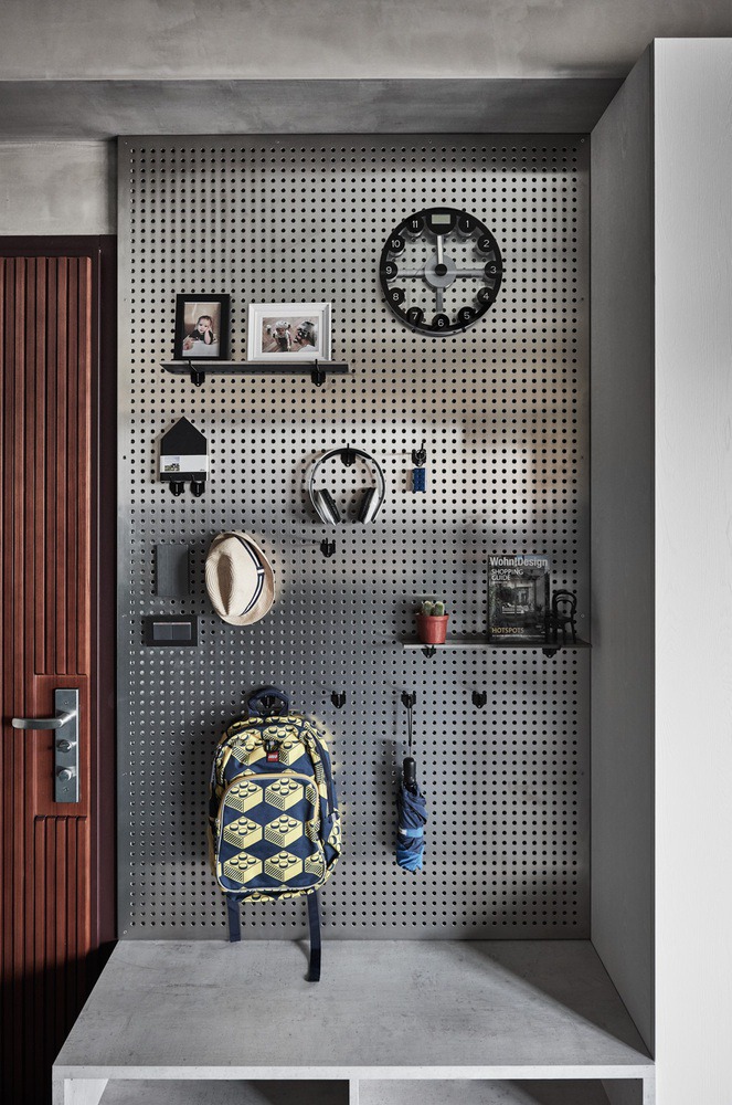 Gentle Heart of Steel / HAO Design