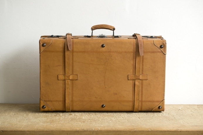 Old leather suitcase for old-timer cars – Benzol Bag #suitcase #vintage #leather