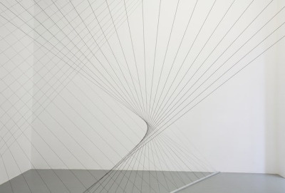 uvre: " 20 Linien im Raum, Christina Zurfluh, 2008. "