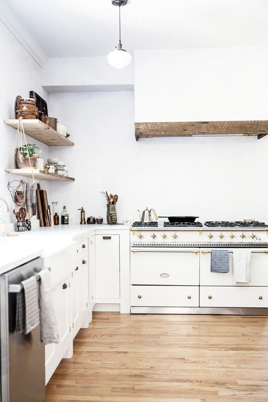 dreamy brass kitchen fixtures / sfgirlbybay #interior #design #decor #kitchen #deco #decoration