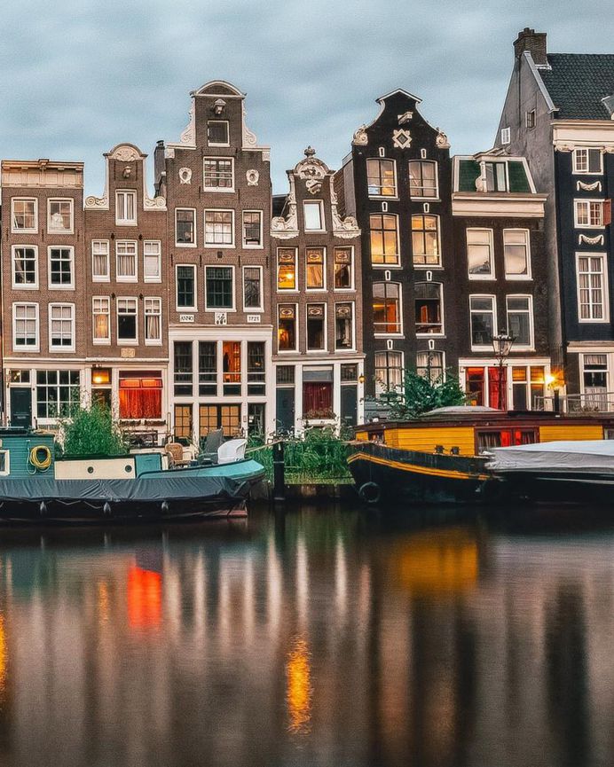#igersamsterdam: Stunning Street Photography by Gabriel Guita