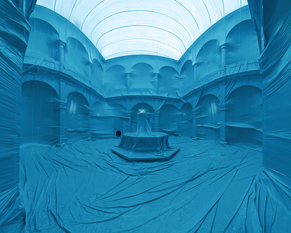 Giant Inflatable Balloons Transform Interior Spaces into Otherwordly Environments #place