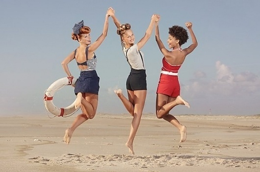 Pinup Photography by Ana Dias » Creative Photography Blog #inspiration #photography #pinup