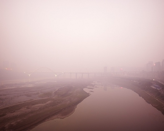 World's Fastest-Growing Megalopolis Hides in Fog | Raw File #city #photography #fog