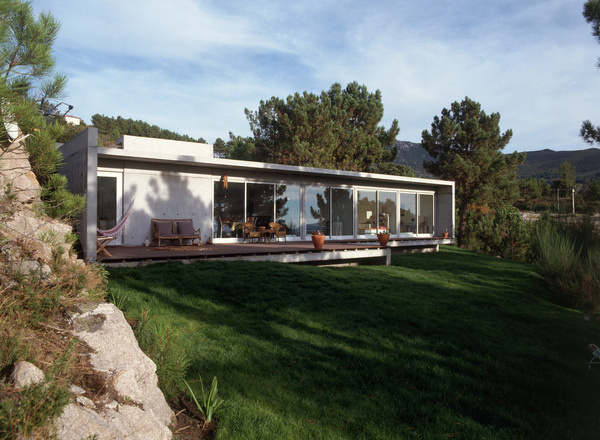 Carvalho Araújo | LP House #arajo #architecture #house #carvalho