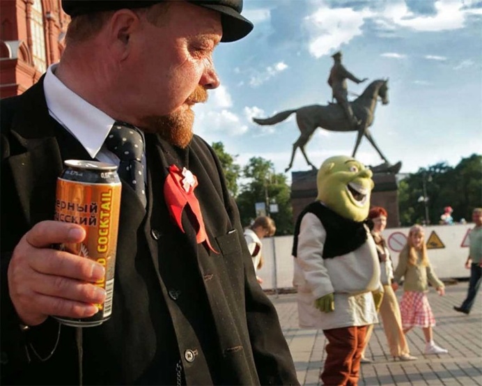 Alexander Petrosyan Captures Stunning and Completely Honest Photos of Russia