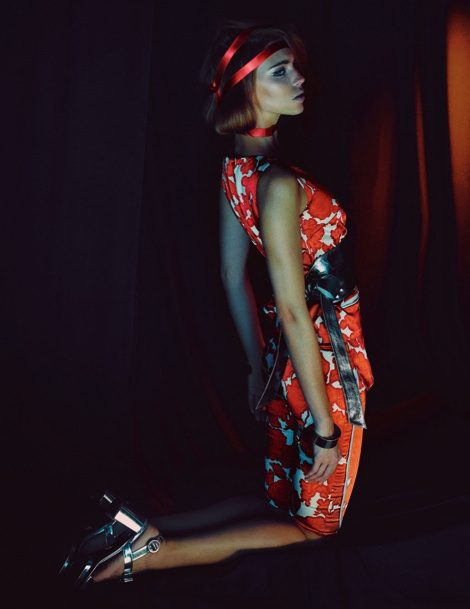 Emily Senko by Emre Guven for L'Officiel Turkey #fashion #model #photography #girl