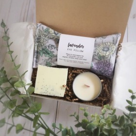 - new mom gifts basket
