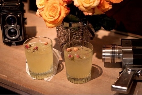 Mochatini — decor, fashion, style, photography, travel and more — Page 2 #stylish #camera #margaritas #nyc #vignettes #cocktails