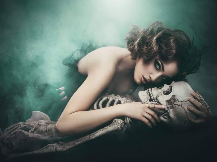 Steampunk Fashion Photography by Rebeca Saray