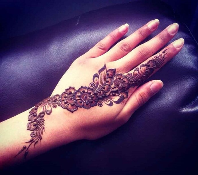 basic floral vine mehandi  design