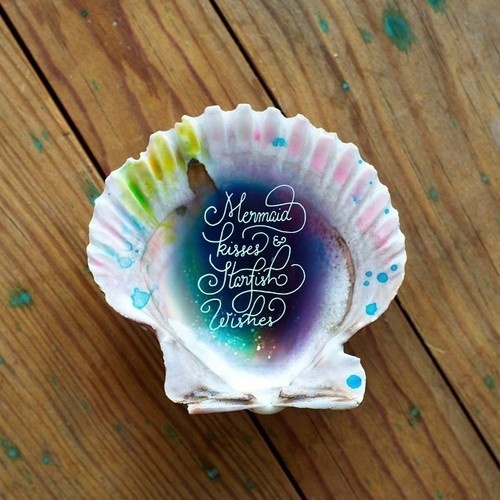 Mermaid kisses #calligraphy #lettering #handlettering #photo #parhelia #shell #30days #photography #type #mermaid