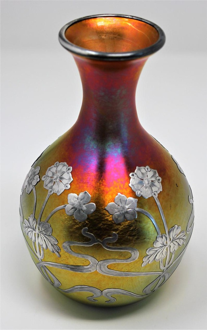 Exquisite Quezal Art Nouveau Iridescent Vase with Silver image 3