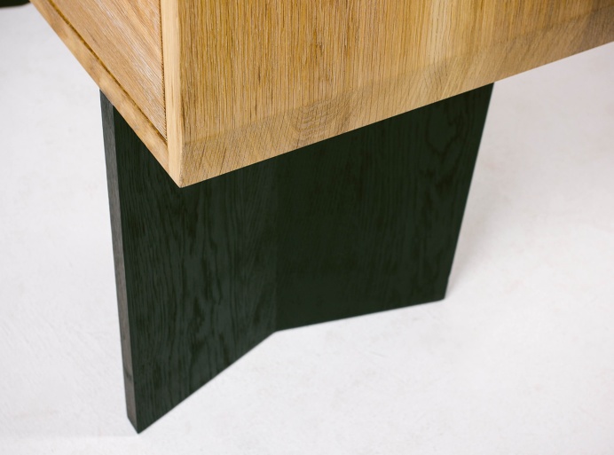 Dresser Dusty Drawers Fly Massive Millworks #fly-massive-millworks #wood #furniture #interior #design #modernism #artisan #woodworking #oak