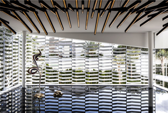 J House by Pitsou Kedem Architects - #architecture, #house, #home, #decor,