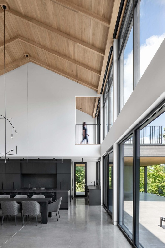Cap St-Martin House / Bourgeois Lechasseur Architects