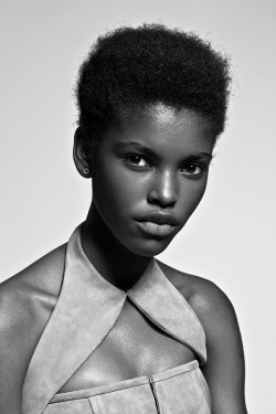 #Afro #Model