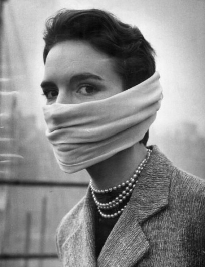 London Smog, December, 1952 | HOW TO BE A RETRONAUT #london #1950 #smog #girl