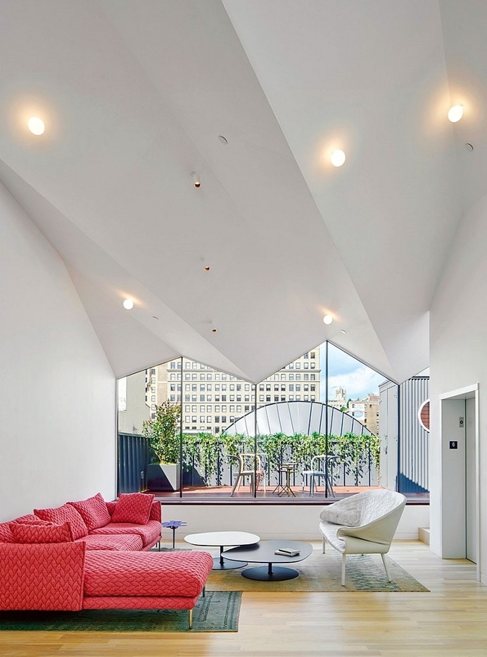 Obsidian House in the Heart of TriBeCa / WORKac