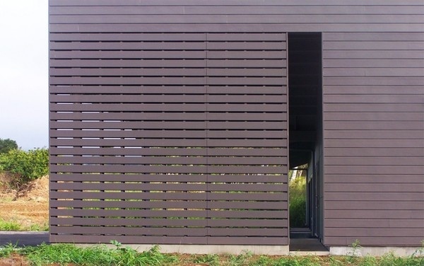 The Hawai'i Wildlife Center / Ruhl Walker Architects #siding #hawaii #facade #architecture