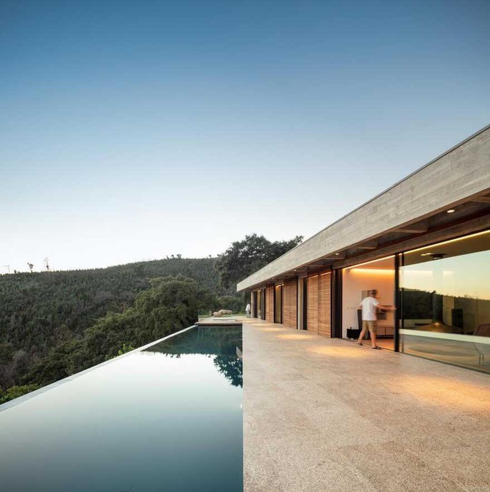 swimming pool / Pereira Miguel Arquitectos