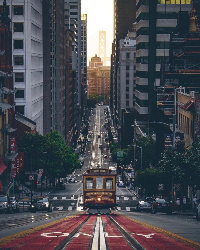 Futuristic and Cinematic Urban Landscapes by Resh Ryan