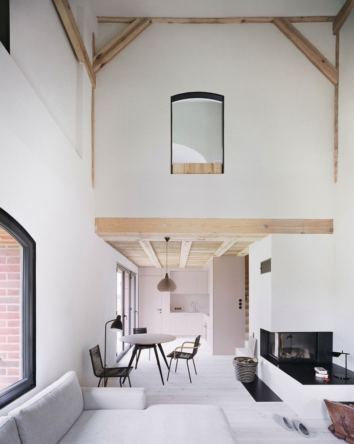 Red Barn by Thomas Kroger converting a barn in an attractive holiday destination - HomeWorldDesign (19) (Custom) #interior #old #house #barn #design #architecture #converting