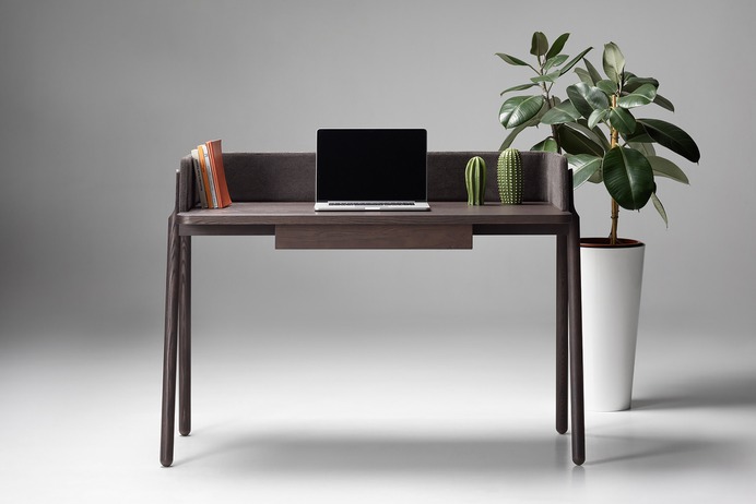 Ash Desk Furniture Design - Mindsparkle Mag Pavel Vetrov & Zegen Furniture designed Ash – a modern workplace, inspired by a visit to libraries, when it becomes necessary to stay in solitude. #interior #furniture #identity #branding #design #color #photography #graphic #design #gallery #blog #project #mindsparkle #mag #beautiful #portfolio #designer
