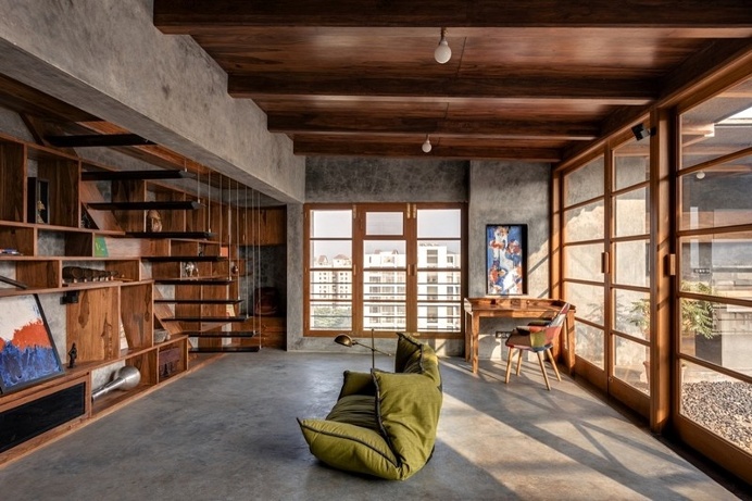 Veranda on a Roof / Studio Course