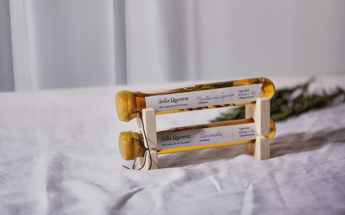 Solía Quererte Packaging - Mindsparkle Mag Beautiful packaging design created by Candid brands. #packaging #identity #branding #design #color #photography #graphic #design #gallery #blog #project #mindsparkle #mag #beautiful #portfolio #designer
