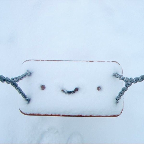 Happy Snowy Selfie by @tartarugafelizz #characterselfie ❄️☺️