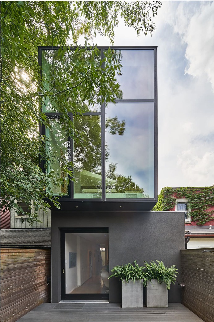 Stafford Extension by Williamson Williamson