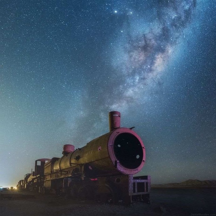 Mind-Blowing Photos of the Milky Way Reflected in Bolivia Salt Flats by Daniel Kordan