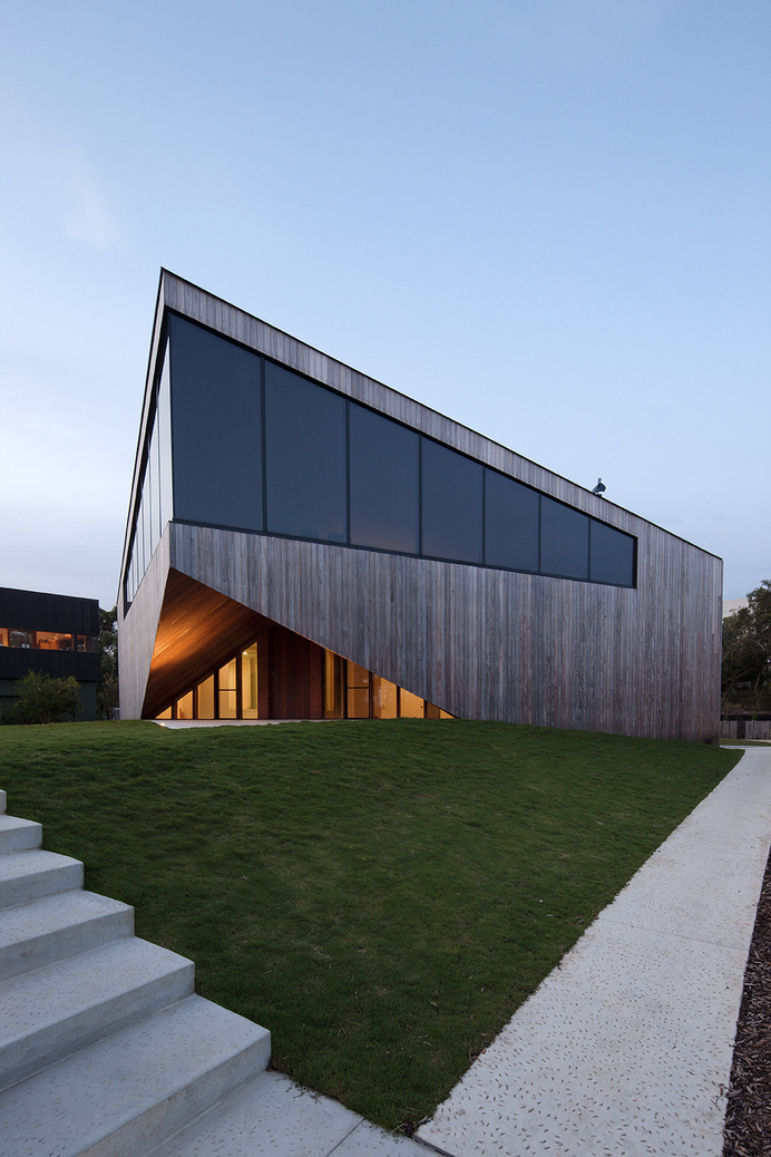 Aireys House by Byrne Architects #minimalist #design #architecture #minimal