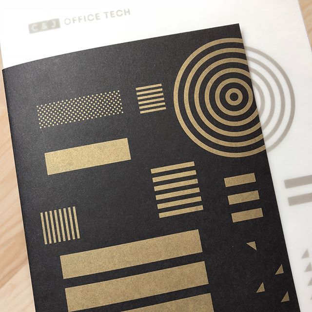 Pieza gráfica para C&J 2017#design #brochure #graphicdesign #editorial #patterndesign #golden #branding #brandidentity