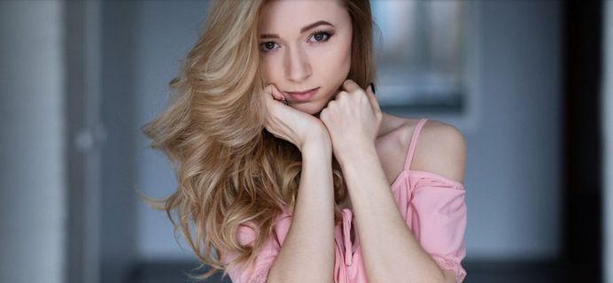 Beauty and Lifestyle Portrait Photography by Vyacheslav Kholodilov