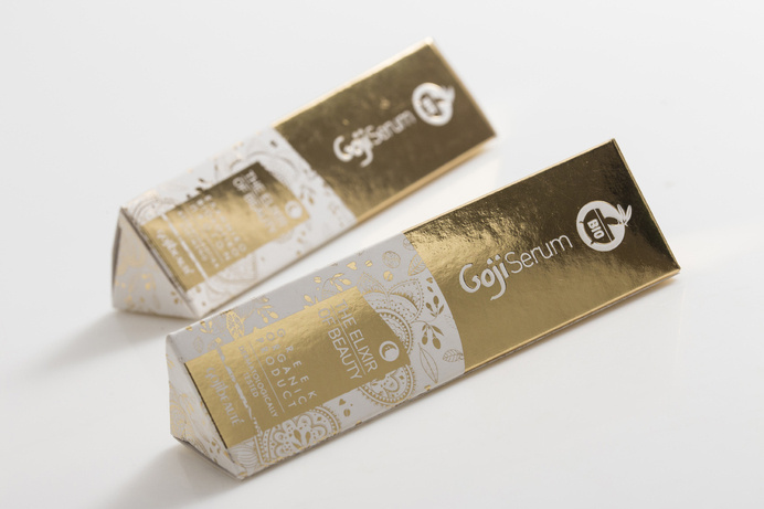Goji Serum on Packaging of the World - Creative Package Design Gallery #packaging #cosmetic