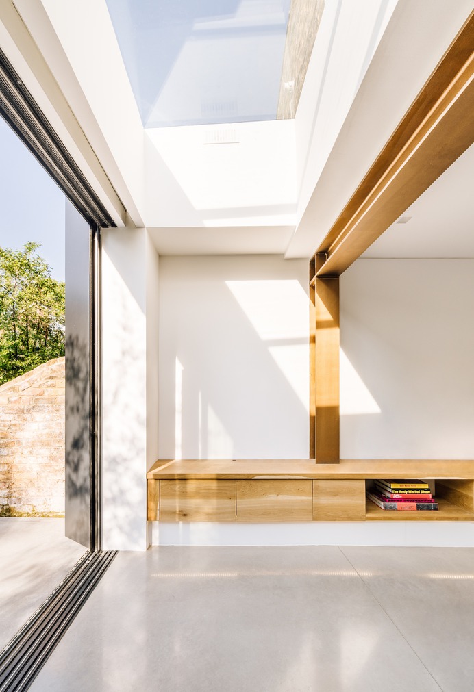 Victoria Park House by Material Works Architecture