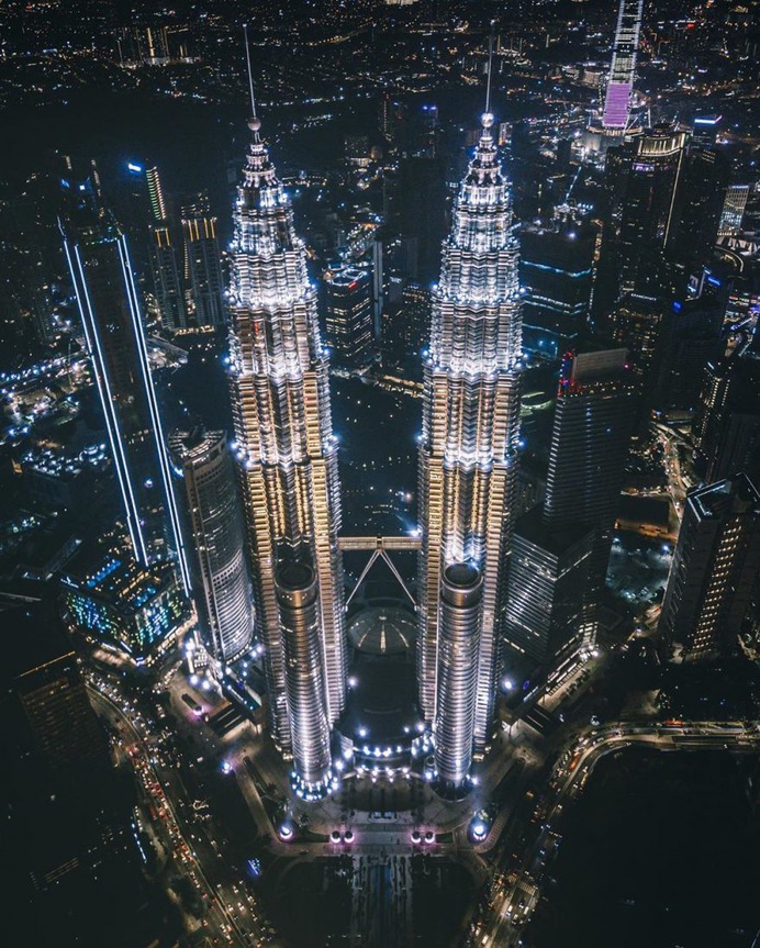 Striking Urban Landscapes and Architecture Photography by Tim Wah