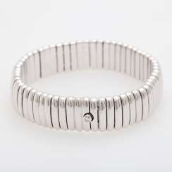 Bracelet in a classic, flat shape