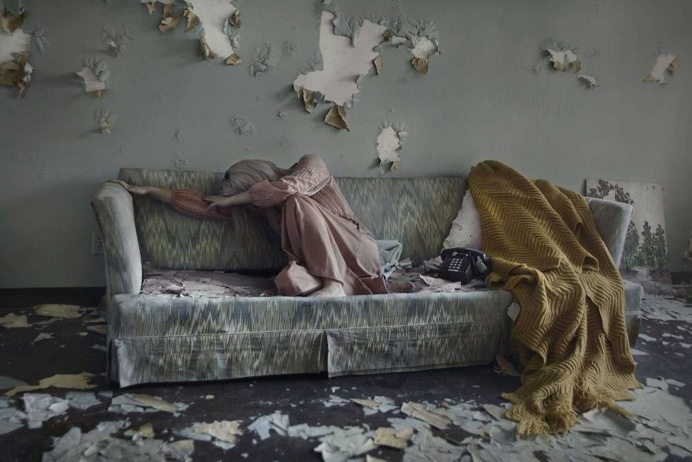 Face of Loneliness: Fine Art and Melancholy Self-Portraits by Vanessa Conway